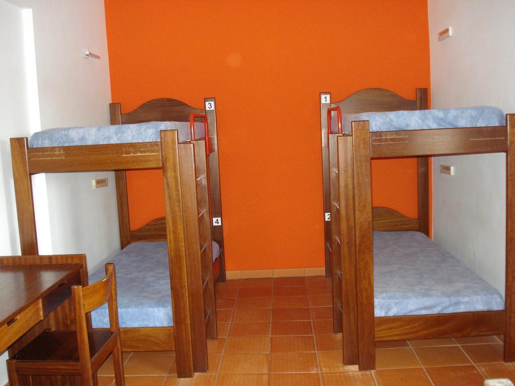 Hi Almograve - Pousada De Juventude Habitación foto